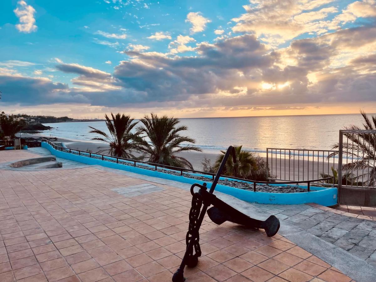 Vivienda única En Primera Línea De Playa *